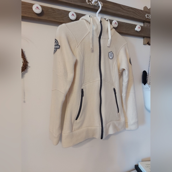 Bergans Jacket - Picture 2 of 16